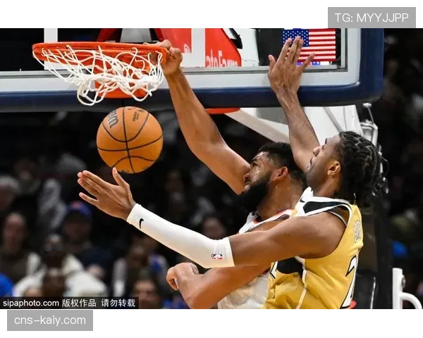 特写：文班亚马关键时刻连续封盖爱德华兹与唐斯，率马刺守住主场